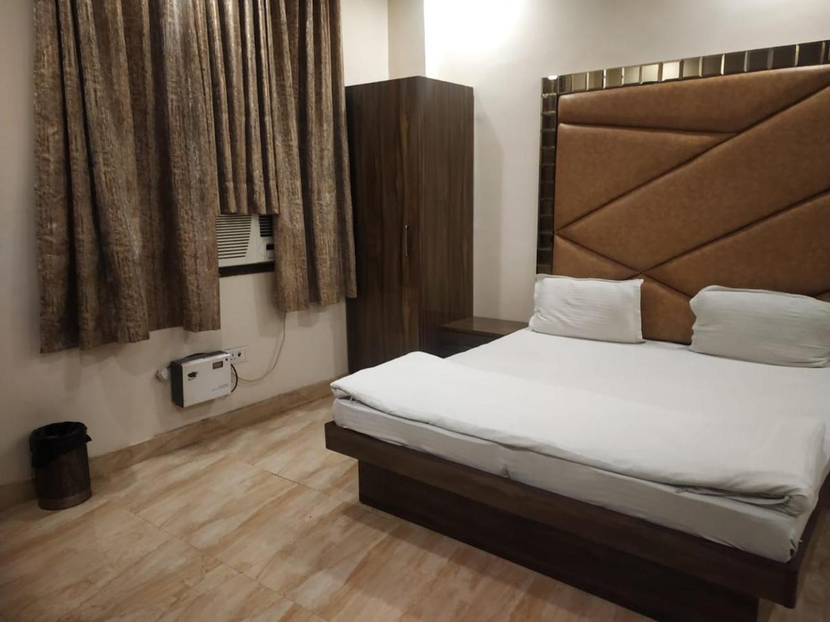 Adb Rooms Hotel Indo Continental Nueva Delhi Exterior foto
